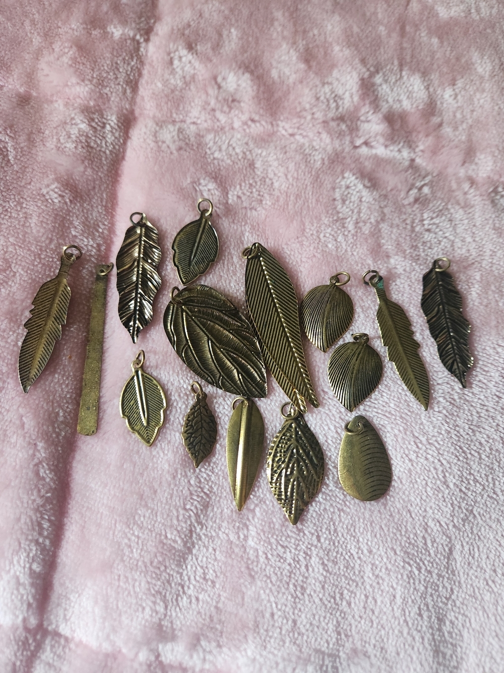 Mixed Antique Gold Leaf Charms - 15pc